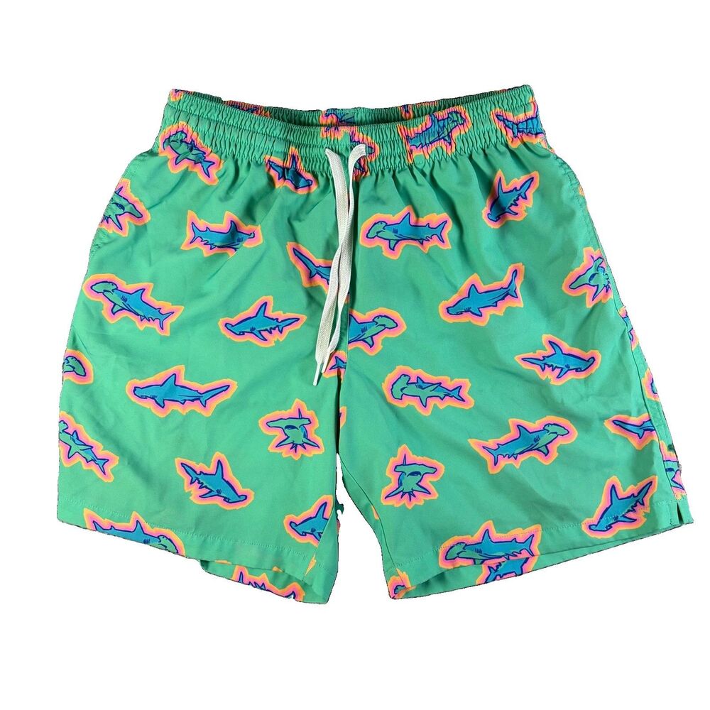 Chubbies Shark Print Swim Shorts Mens Medium 7 Inch Beach Lined Summer Aloha